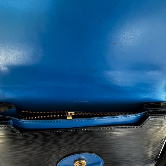 LV Black and Blue Epi Osh - Picture 13 of 15